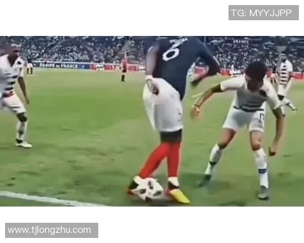 休斯敦迪纳摩迎战蒙特瑞展开激烈较量期待精彩瞬间与进球盛宴 休斯敦迪纳摩迎战蒙特瑞展开激烈较量期待精彩瞬间与进球盛宴