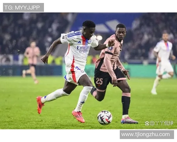 卡昂主场迎战巴黎圣日耳曼双方争夺法甲宝贵积分的精彩对决